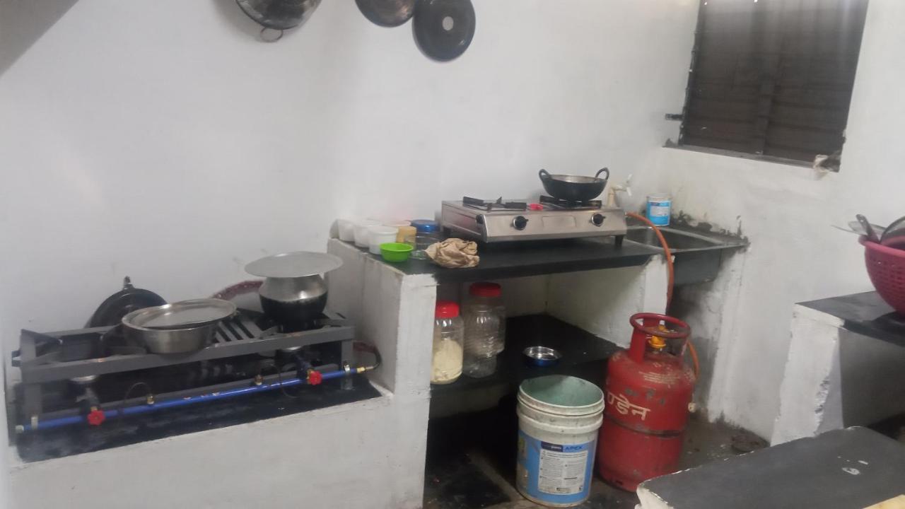 האמפי Gopi Plantation Homestay מראה חיצוני תמונה